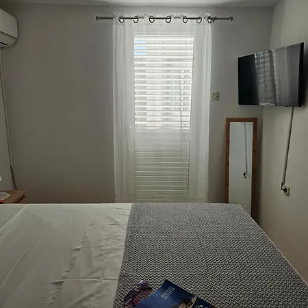 Sara-vis Apartment